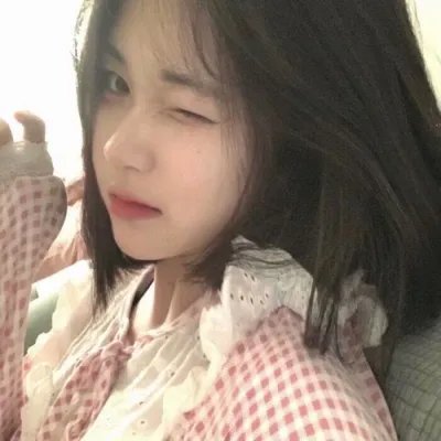 裸聊女舍